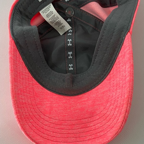 Youth Under Armour Cap/Hat - Velcro Adjustable - Picture 7 of 8